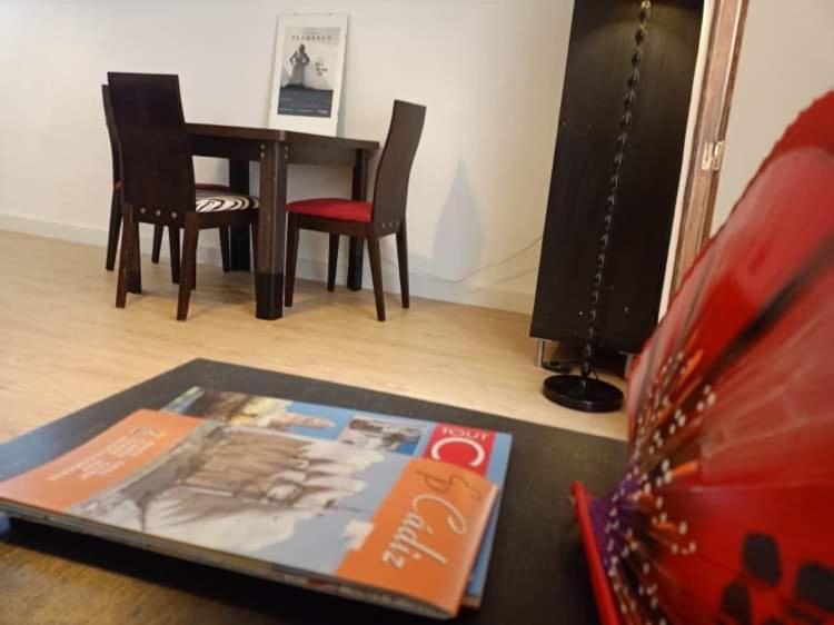 Piso Centro De Cadiz Apartment ภายนอก รูปภาพ